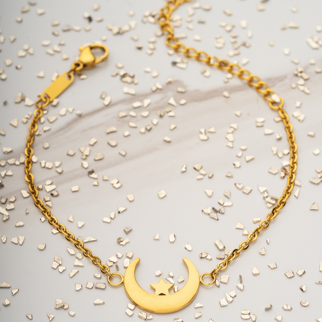 ZUDO-Nilo-Haq-crescent-moon-and-star-bracelet