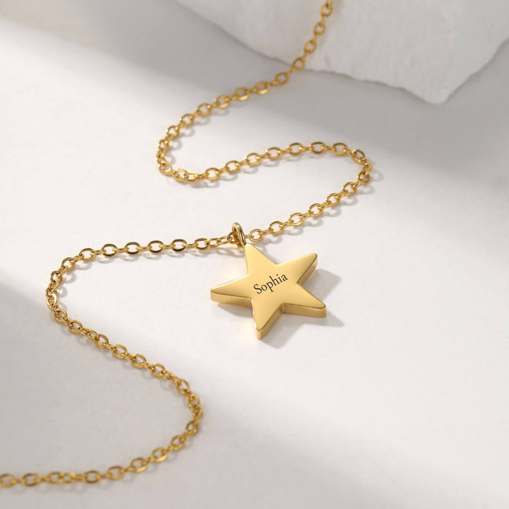 Custom Star Engraved Name Necklace
