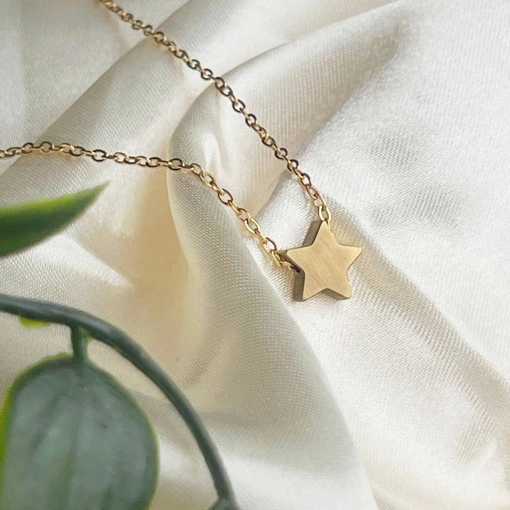 Simple Star Necklace