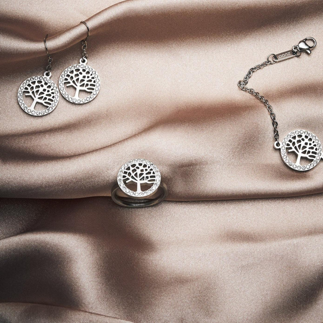Tree-of-life-collection